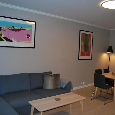 Majorstua, Charming And Modern 3 Bedroom Oslo