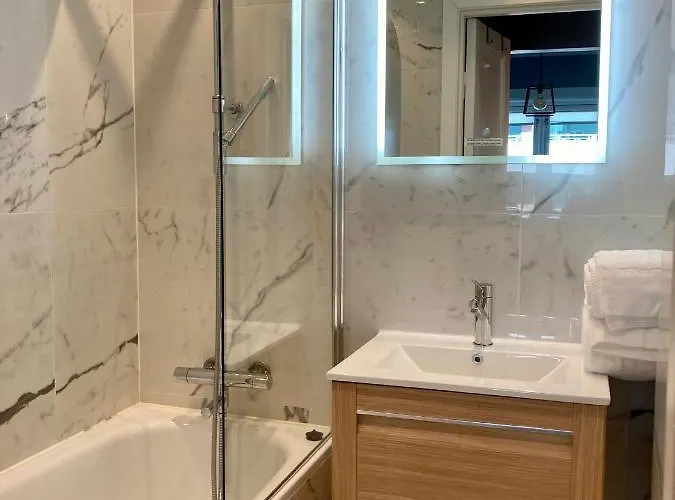 Majorstua, Charming And Modern 3 Bedroom *